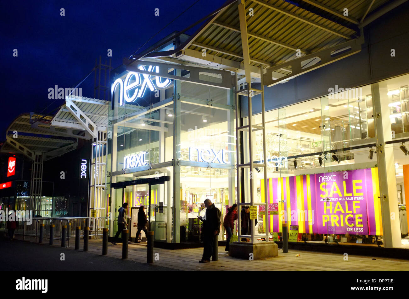 Winter sales hires stock photography and images Alamy