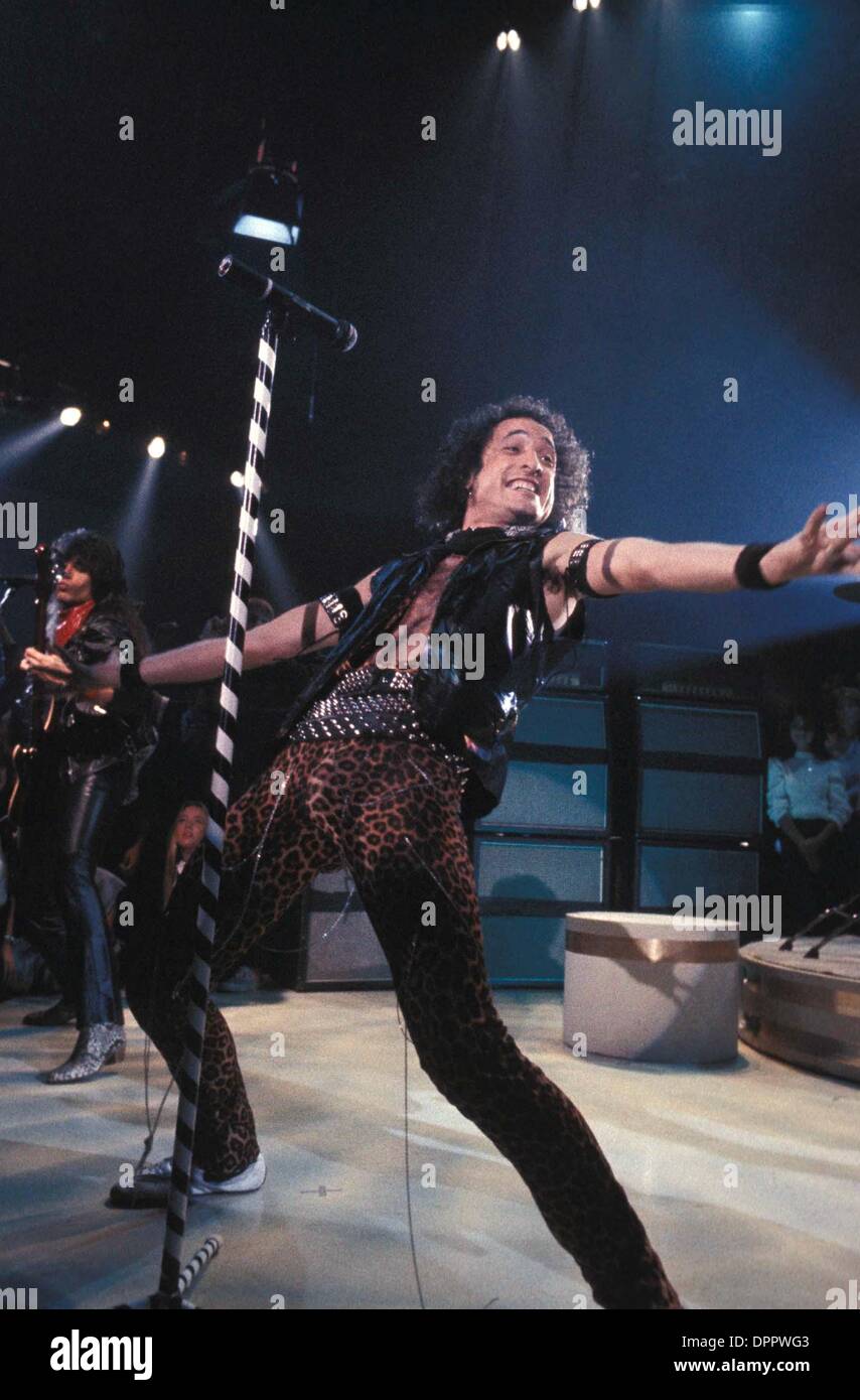 Quiet Riot Hi-res Stock Photography And Images - Alamy