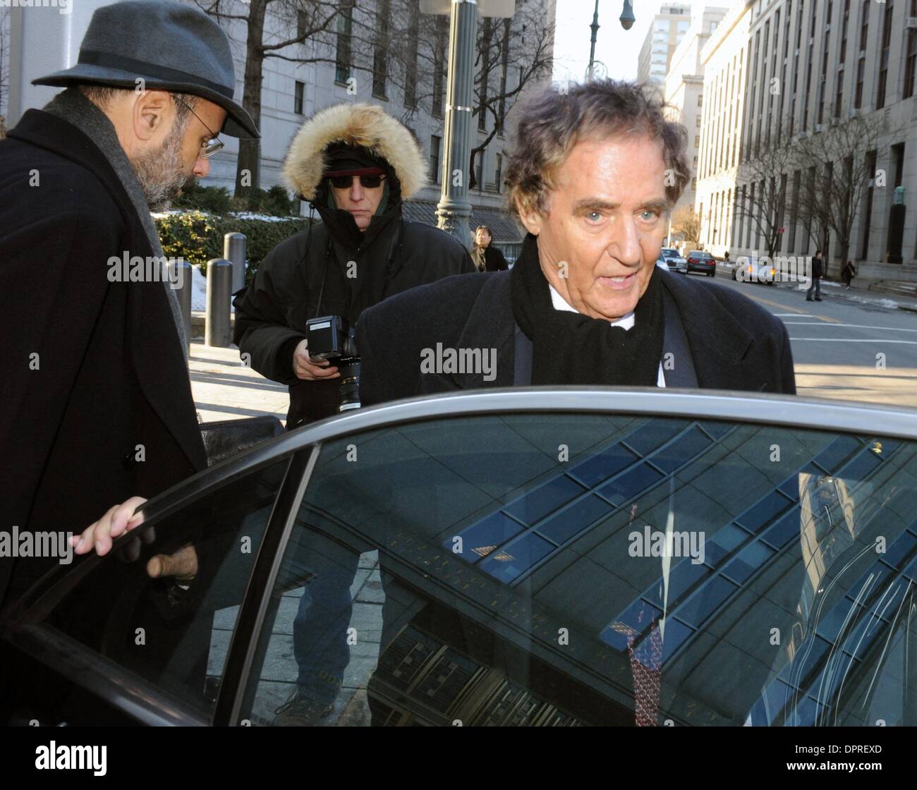 Jan 29, 2009 - Manhattan, New York, USA - Dr. NIELS LAUERSEN leaves Manhattan Federal Court following a hearing. Known as the 'Dyno Gyno', Dr. Lauersen was a fertility doctor to the stars, treated Celine Dion, Liv Ullmann and C.C. (Mrs. Geraldo) Rivera, and dated Denise Rich before losing his medica license when he was convicted of defrauding health-insurance providers.  (Credit Im Stock Photo