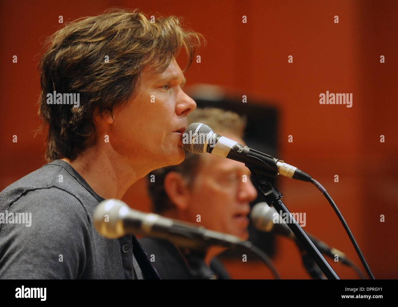 L r kevin bacon hires stock photography and images Alamy
