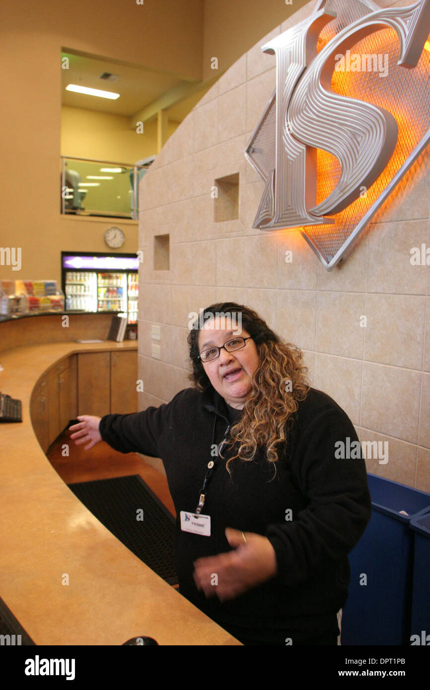 Yvonne Macias Front Desk Supervisor At In Shape Sport In Tracy