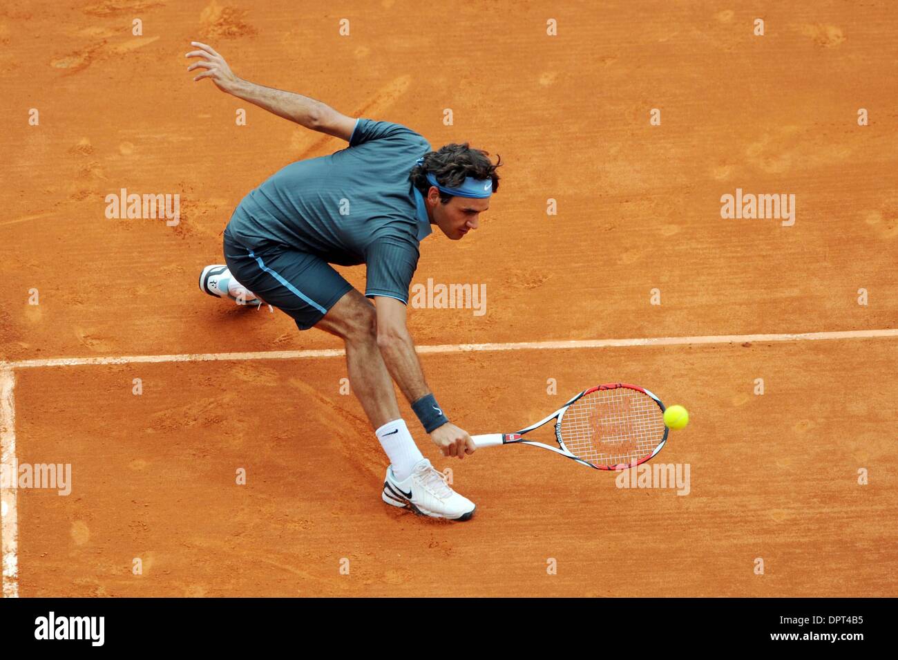 Roger FEDERER - 16.04.2009 - Masters Series 1000 de Monte Carlo 2009 - Monte  Carlo Country Club - Monaco.Photo : Thomas Pictures / Jean Paul Thomas /  Icon Sport (Credit Image: © Icon Sports/Cal Sport Media Stock Photo - Alamy