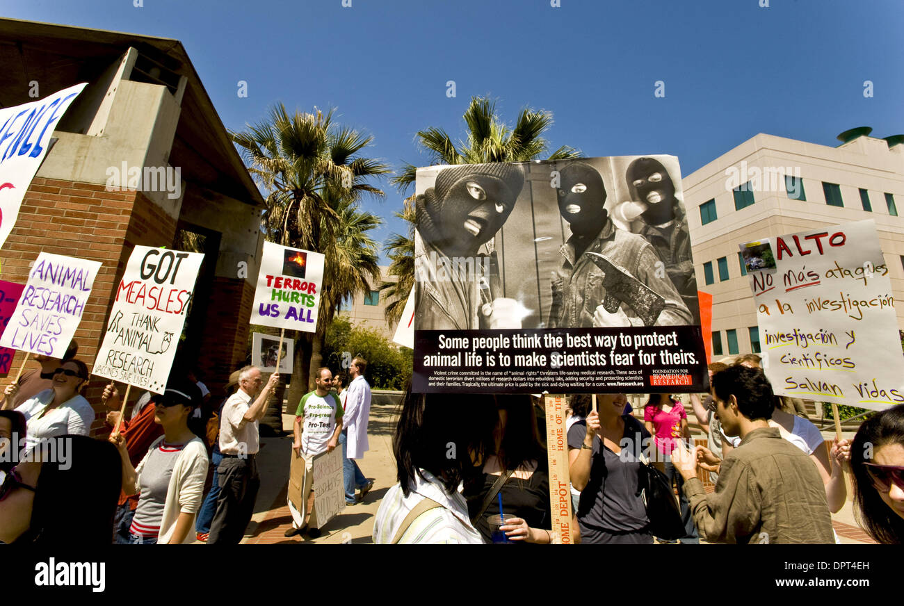 Animal research protesters hi-res stock photography and images - Alamy