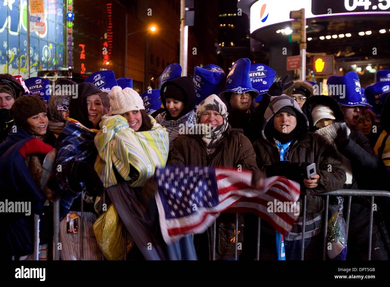 Dec 31, 2008 - New York, New York, USA - Revellers take part in the New Year's Eve festivities in New York's Times Square. (Credit Image: © Mehmet Demirci/ZUMA Press) Stock Photo