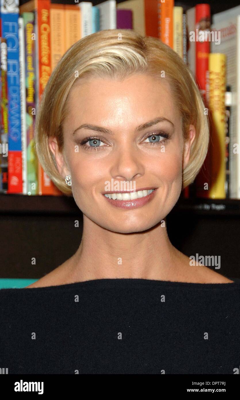 JAIME PRESSLY Signs Her Book ''It's Not Necessarily The Truth'' at Barnes & Noble in Encino, CA 03-25-2009.Image:  JAIME PRESSLY.Photo:  Scott Kirkland -Globe Photos, Inc. Â© 2009.K61389SK.(Credit Image: © Scott Kirkland/Globe Photos/ZUMAPRESS.com) Stock Photo