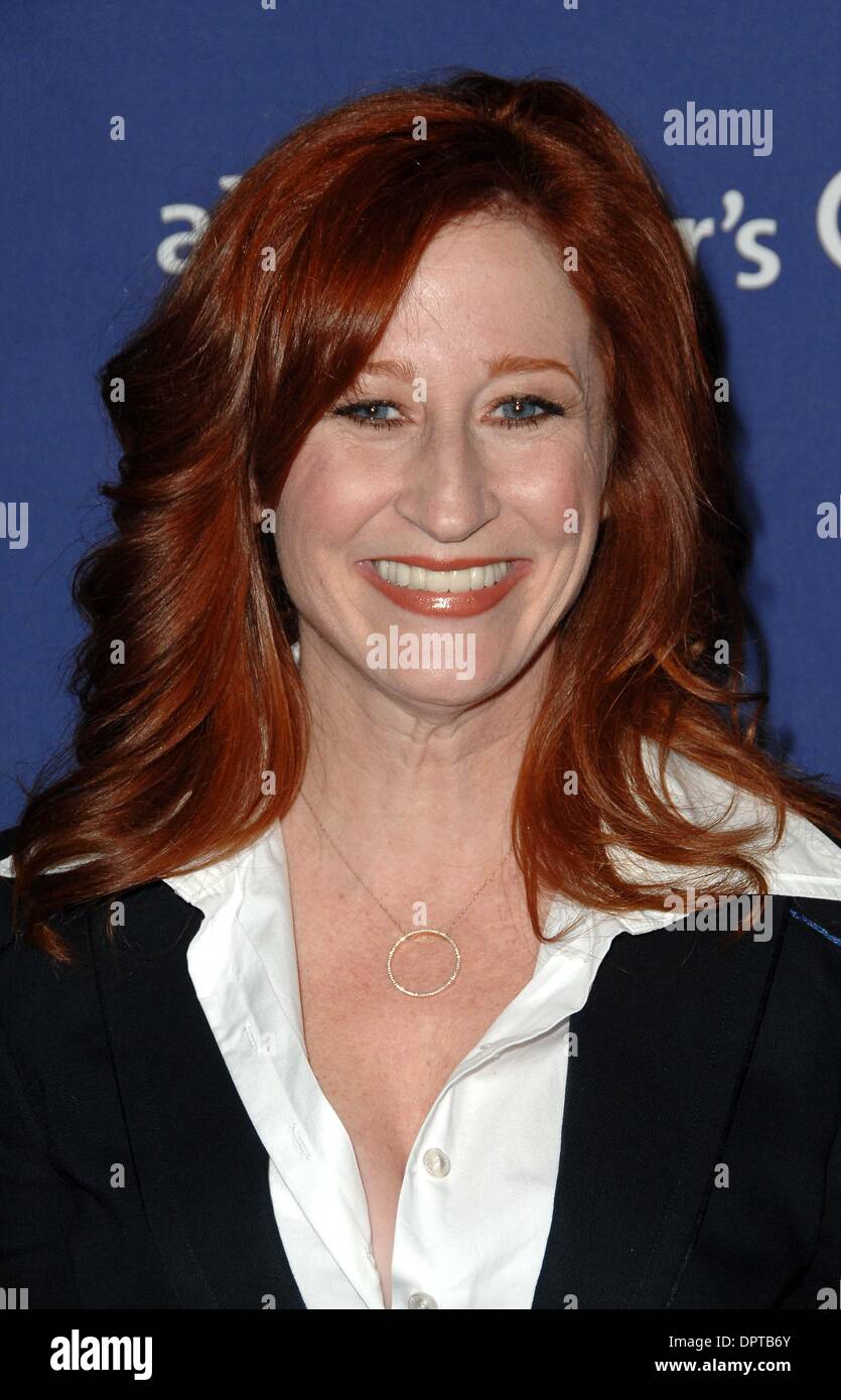 Vicki Lewis