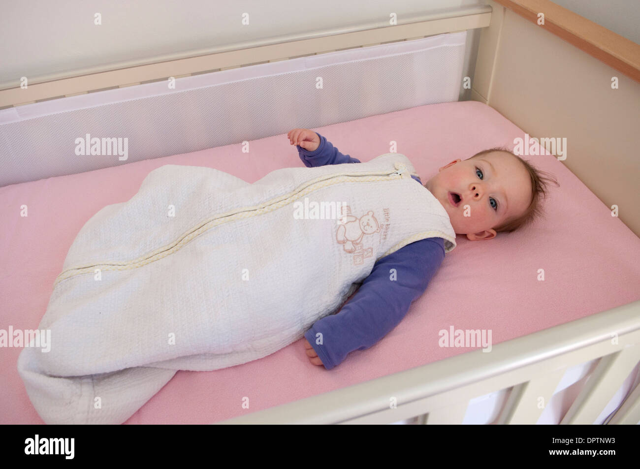toddler cot with sleeping bag