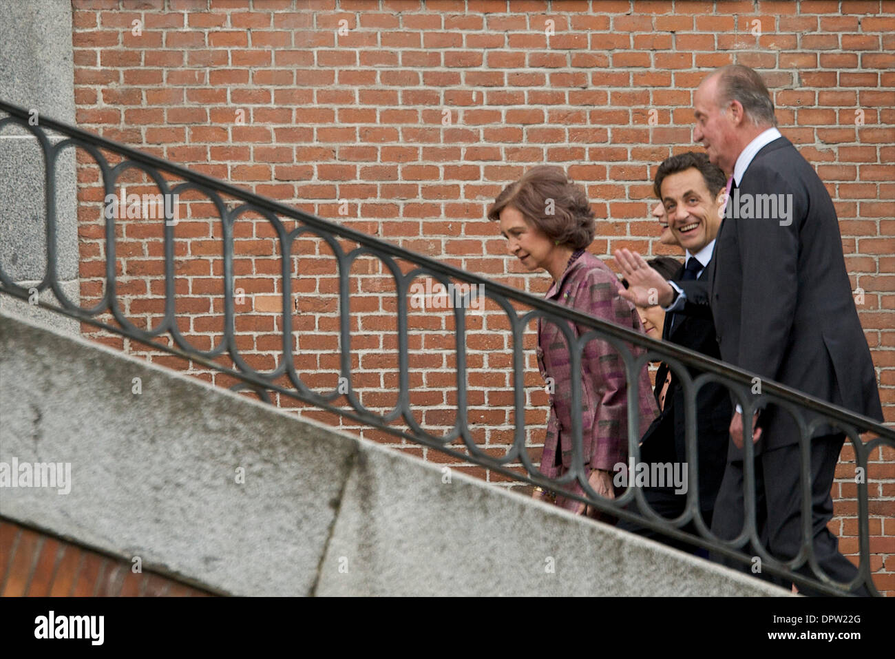 Apr 27, 2009 - Madrid, Spain - The Prado Museum. French President NICOLAS SARKOZY, center,  and his wife visit the El Prado Museum with Spain's KING JUAN CARLOS I, right, and QUEEN SOFIA, left.  (Credit Image: © Jose Perez Gegundez/ZUMA Press) RESTRICTIONS: * Spain Rights OUT * Stock Photo