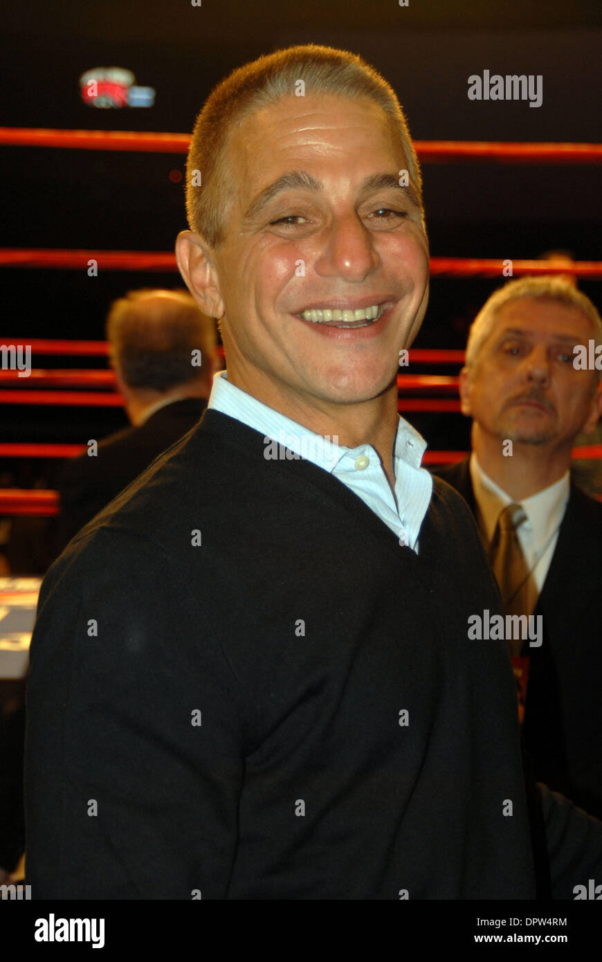 Tony danza boxing hi-res stock photography and images - Alamy
