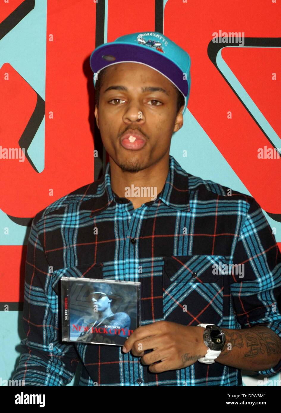 K61476ML.BOW WOW promotes his new album ''New Jack City II'' at J & R