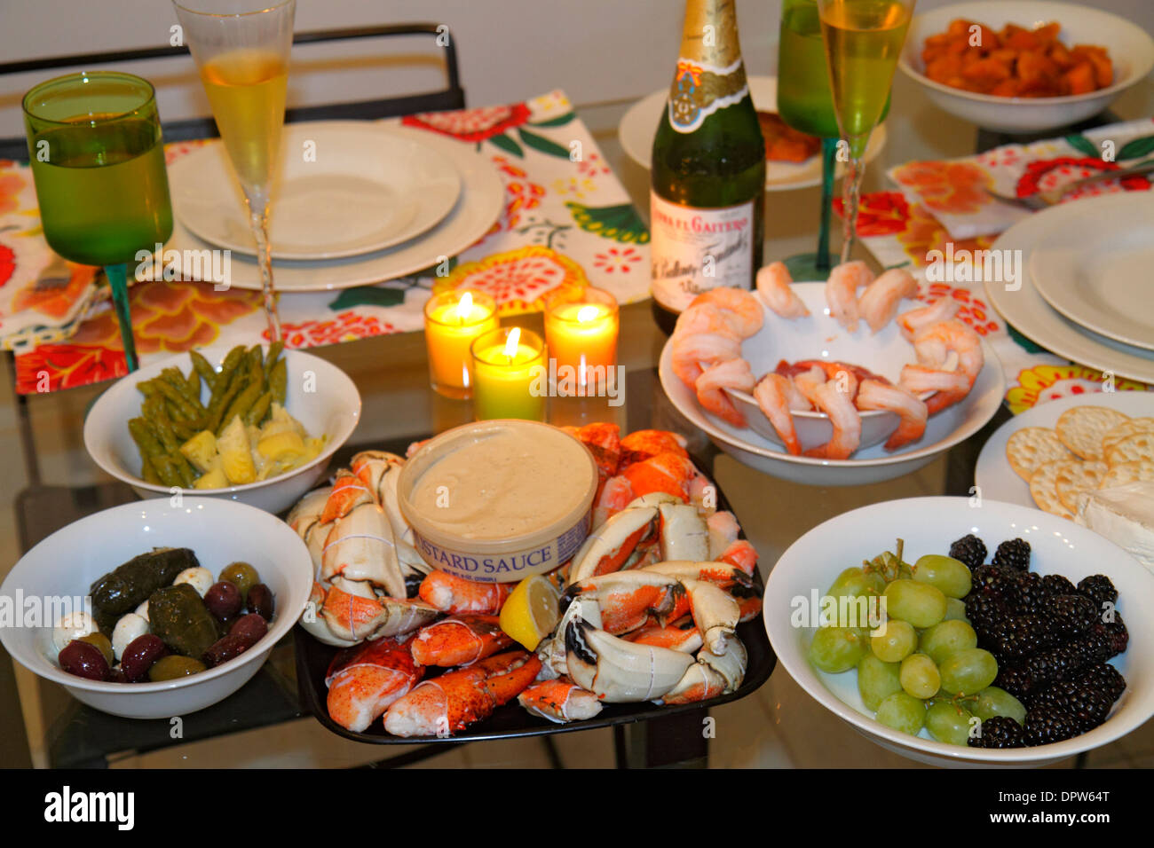 Miami Beach Florida,dinner,feast,seafood,lobster,crab,claws,shrimp