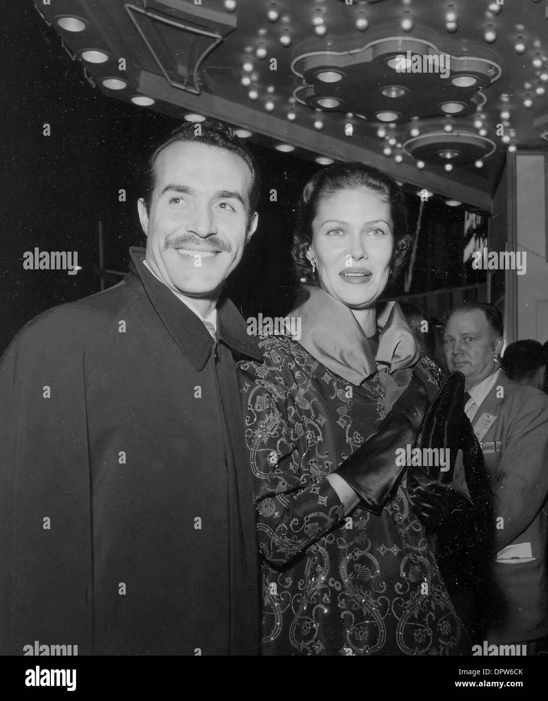 Houston (actress) foto Nais Lago pics