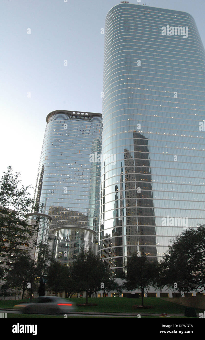 Jan 07, 2009 - Houston, Texas, USA - The former Enron Corporation towers in Houston, Texas. The towers now are simply known as 1500 Louisiana, left, and 1400 Smith, right. 1500 Louisiana suffered some damage from Hurricane Ike in September 2008 as evidenced by wood panels on some of the windows. (Credit Image: © Timothy L. Hale/ZUMA Press) Stock Photo