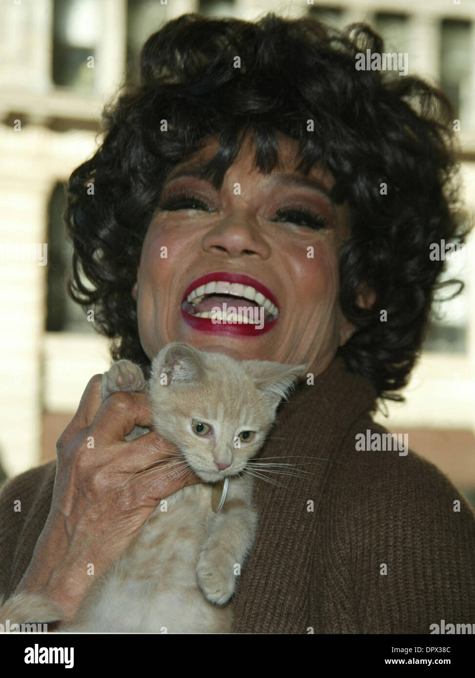 Dec 25, 2008 - New York, New York, USA - Singer and actress EARTHA KITT has died, aged 81, on Christmas day in New York. She was being treated for colon cancer. Kitt became famous for her portrayal of Catwoman in the television series Batman in the 1960s as well as her Christmas song 'Santa Baby.' PICTURED - Dec 17, 2002; New York, NY, USA; 'Catwoman' EARTHA KITT kicks off North Sh Stock Photo
