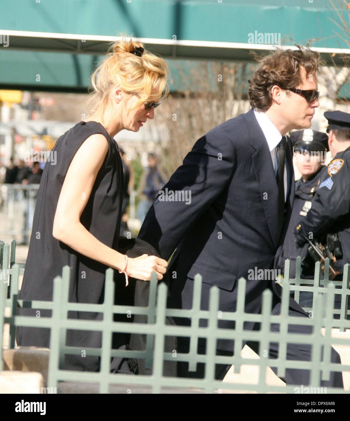 Mar 20, 2009 - New York, New York, USA -  Actress UMA THURMAN and her boyfriend ARPAD BUSSON arrive to the American Irish Society to attend the wake for actress Natasha Richardson.  (Credit Image: Â© Nancy Kaszerman/ZUMA Press) Stock Photo