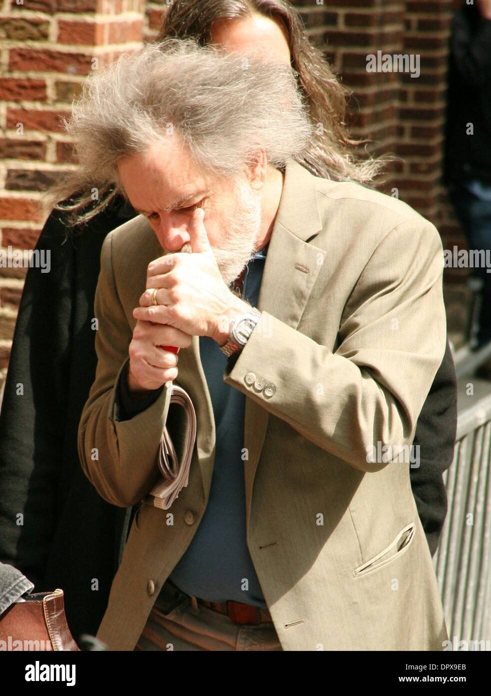 was bob weir a cigarette smoker Apr 23, 2009 - New York, New York, USA