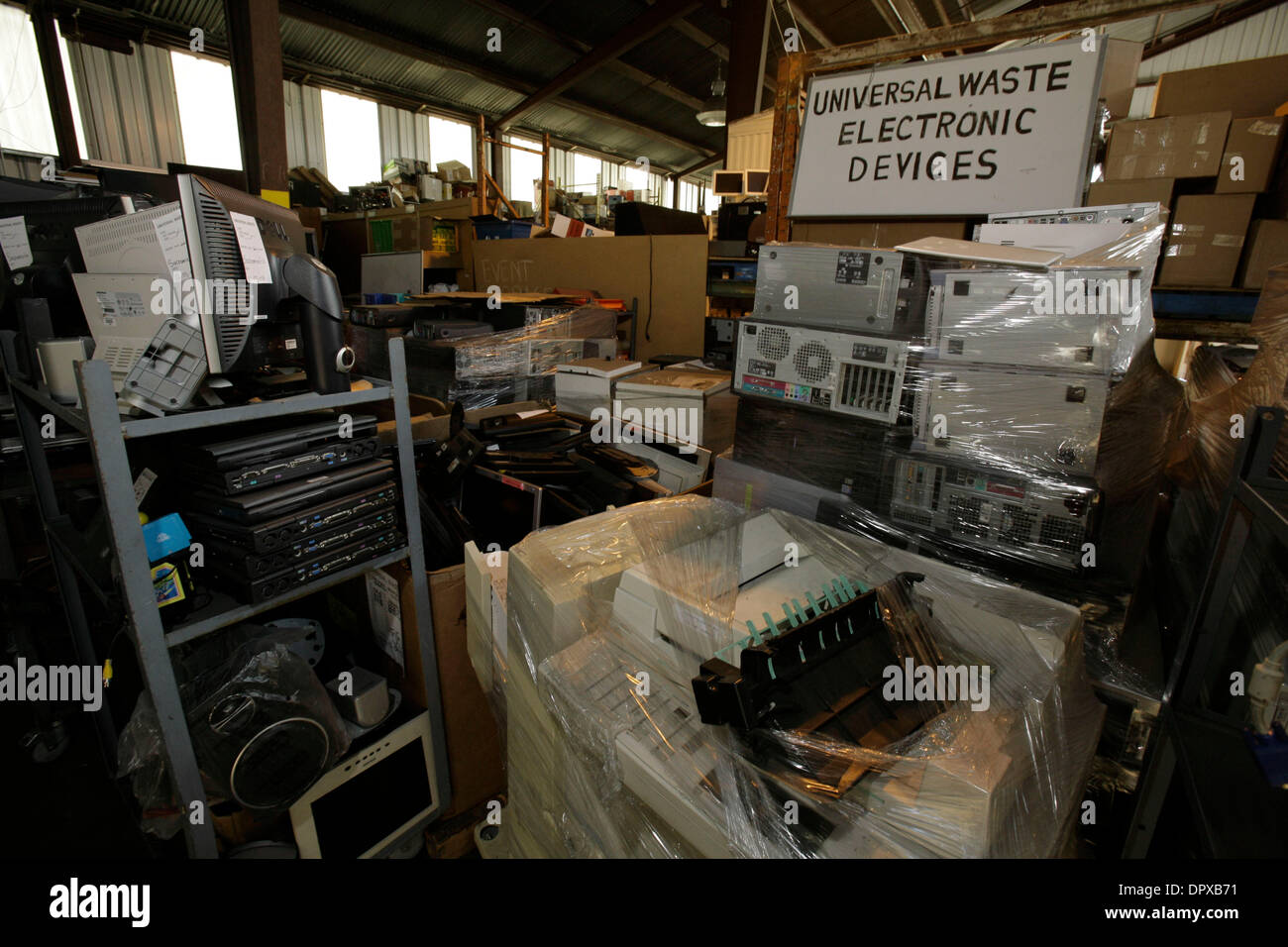 Jan 07, 2009 Oakland, California, USA Electronic waste is processed