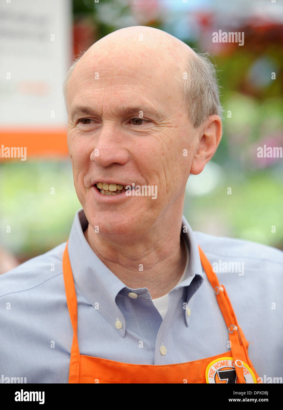 Apr 29, 2009 - Atlanta, Georgia, USA - The Home Depot Inc. posted a 44 percent increase in its first-quarter profit on Tuesday. PICTURED: The Home Depot CEO and Chairman FRANK BLAKE at one of the company's stores in Atlanta, Georgia on Wednesday, April 29, 2009. (Credit Image: © Erik Lesser/ZUMA Press) Stock Photo