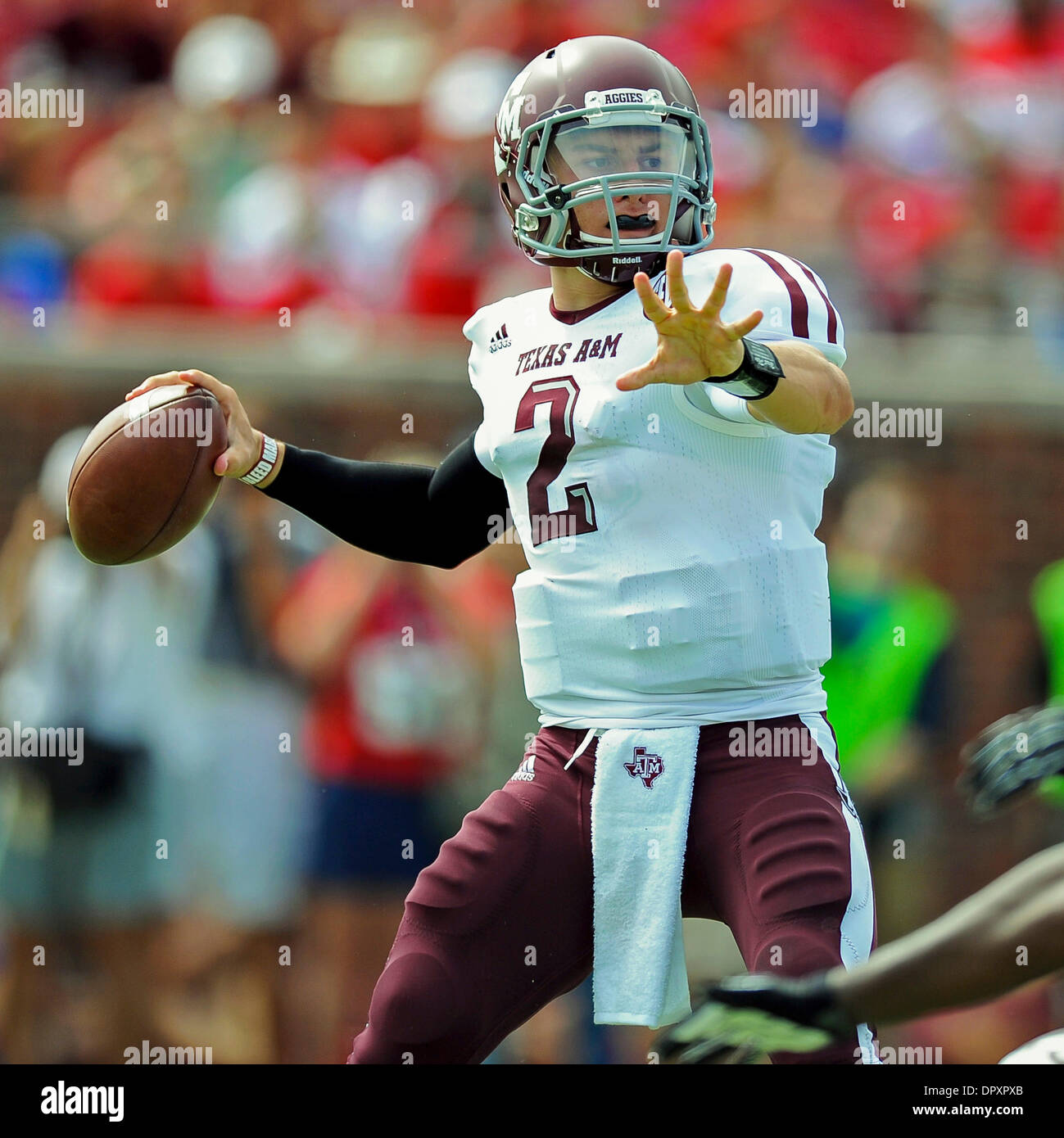 University Park Tx Usa 15th Sep 2012 Texas A M Quarterback Stock Photo Alamy 2