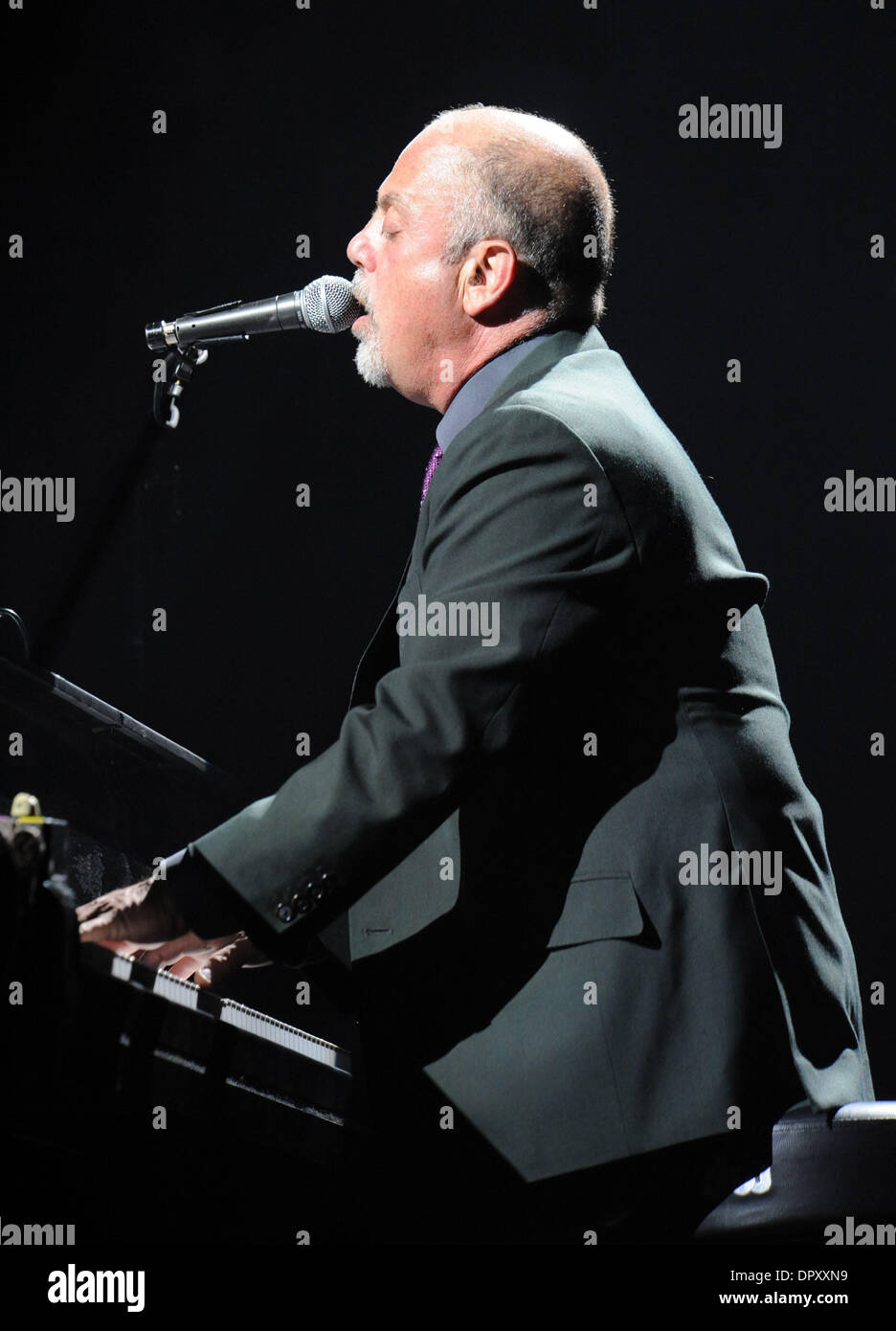 Mar 07, 2009 - Charlotte, North Carolina, USA - Musician BILLY JOEL performs live as his 2009 Face 2 Face tour with Elton John makes a stop to a sold out audience at The Time Warner Cable Arena located in downtown Charlotte. (Credit Image: © Jason Moore/ZUMA Press) Stock Photo