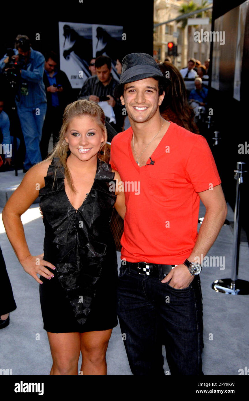 SHAWN JOHNSON and Mark Ballas during the premiere of the new movie from