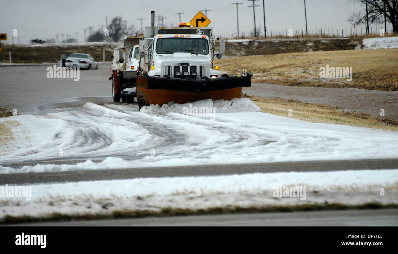 Apr 16, 2009 Plainview, Texas, USA A series of tornado spawning