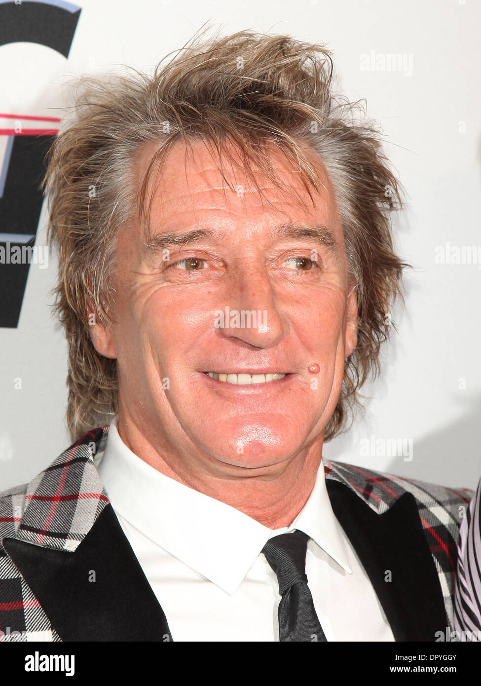 Feb 7, 2009 - Beverly Hills, California, USA - Singer ROD STEWART ...