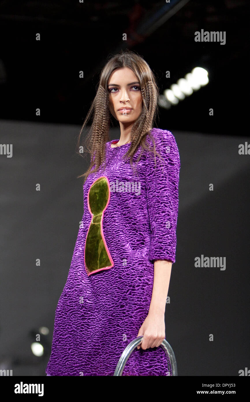 Mar 22, 2009 Miami, Florida, USA Models walking the runway wearing