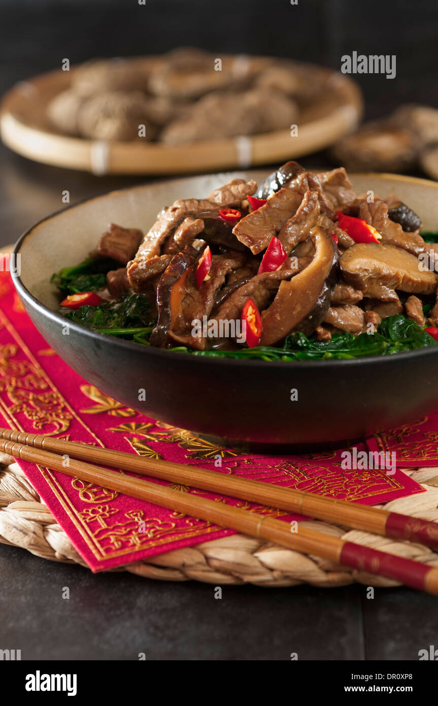 Beef in oyster sauce. Chinese food Stock Photo Alamy