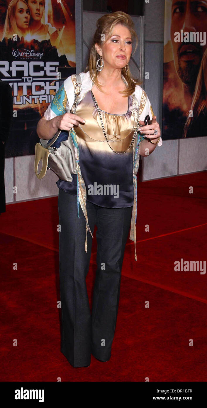 I13995PR.The Premiere of ''Race to Witch Mountain'' at the Chinese Theater Hollywood Ca 03-11-2009.Photo by Phil Roach-Ipol-Globe Photos.KATHY HILTON (Credit Image: © Phil Roach/Globe Photos/ZUMAPRESS.com) Stock Photo