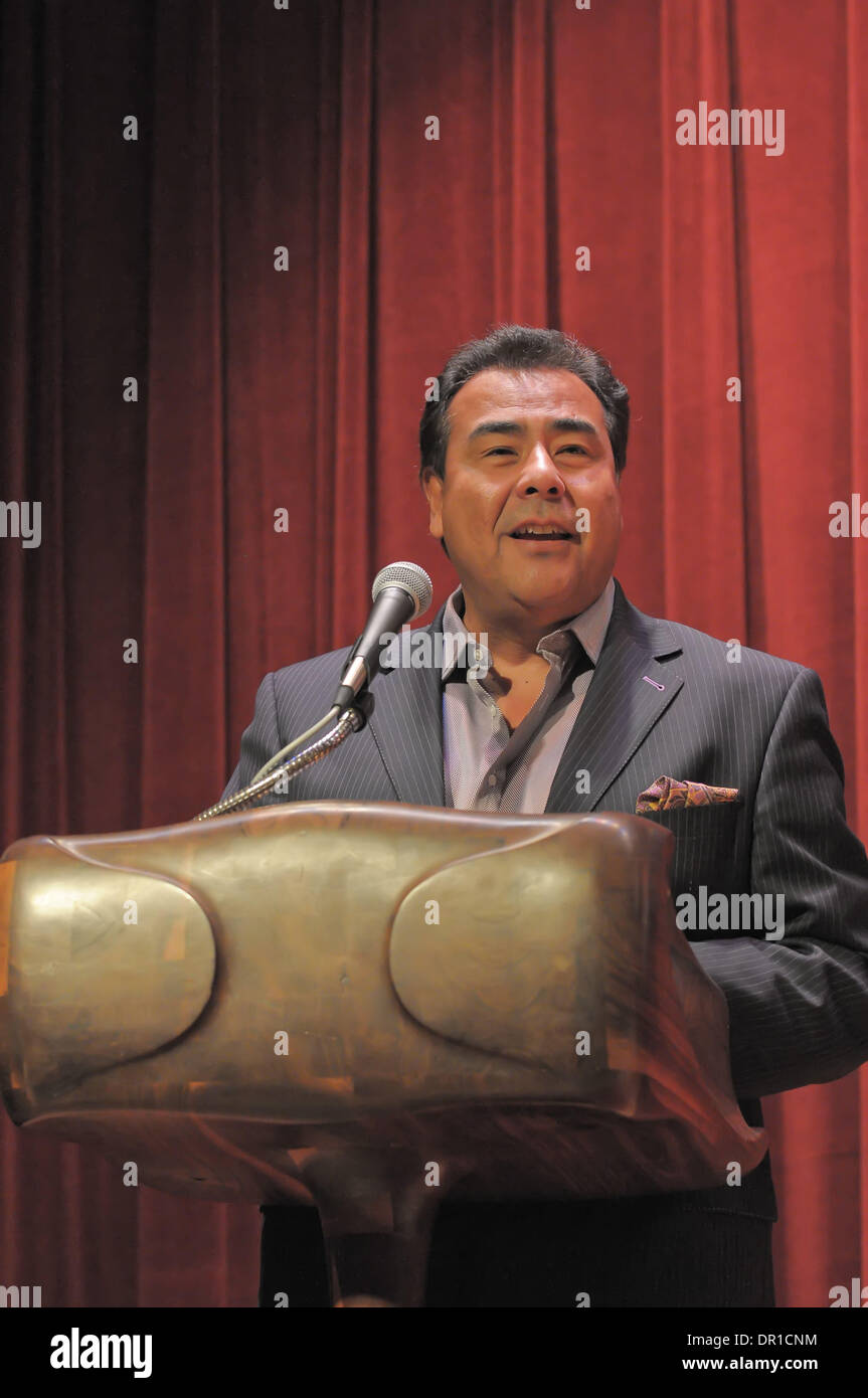 Abc News Anchor Stock Photos & Abc News Anchor Stock Images Alamy