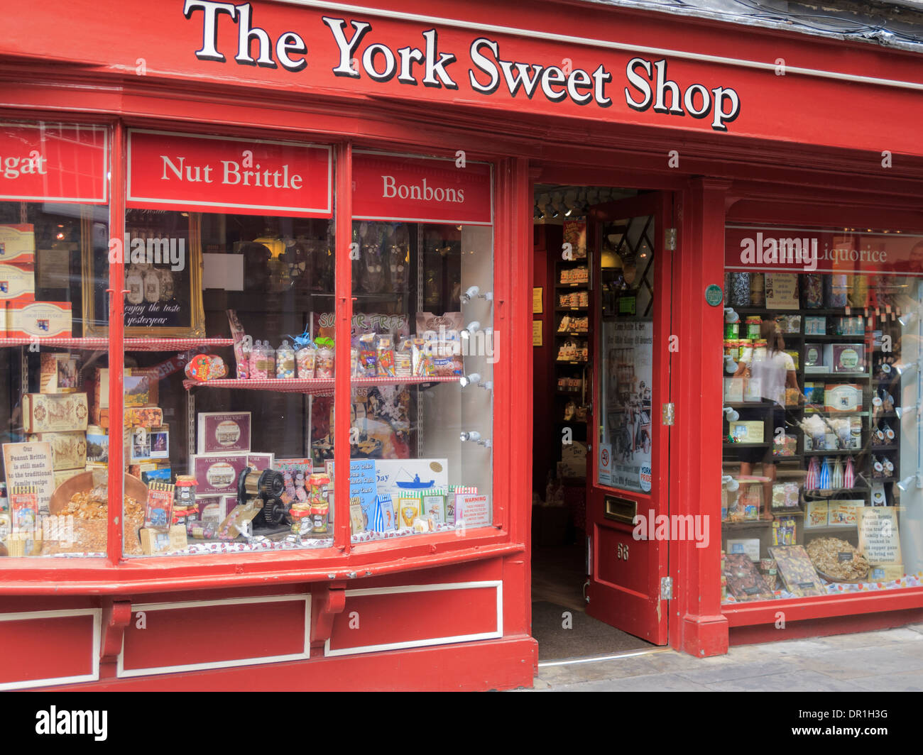 The York Sweet Shop York Yorkshire England Stock Photo Alamy
