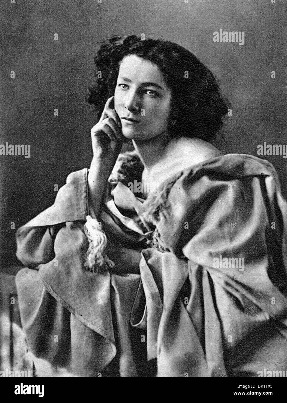 Bernhardt High Resolution Stock Photography and Images Alamy