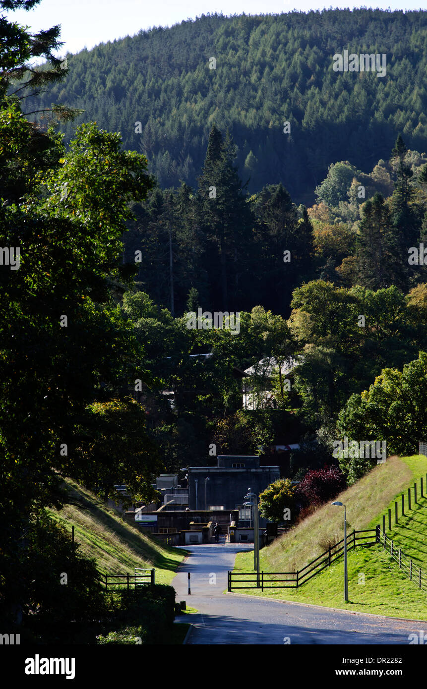Approaching the Pitlochry Dam and Hydro Electric Power Station