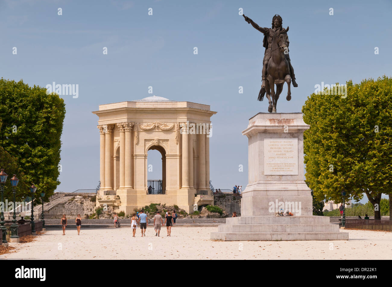 The mounted statue of Louis XIV and Chateau d'Eau, Place Royale du Peyrou, Montpellier, Hérault, Languedoc-Roussillon, France Stock Photo