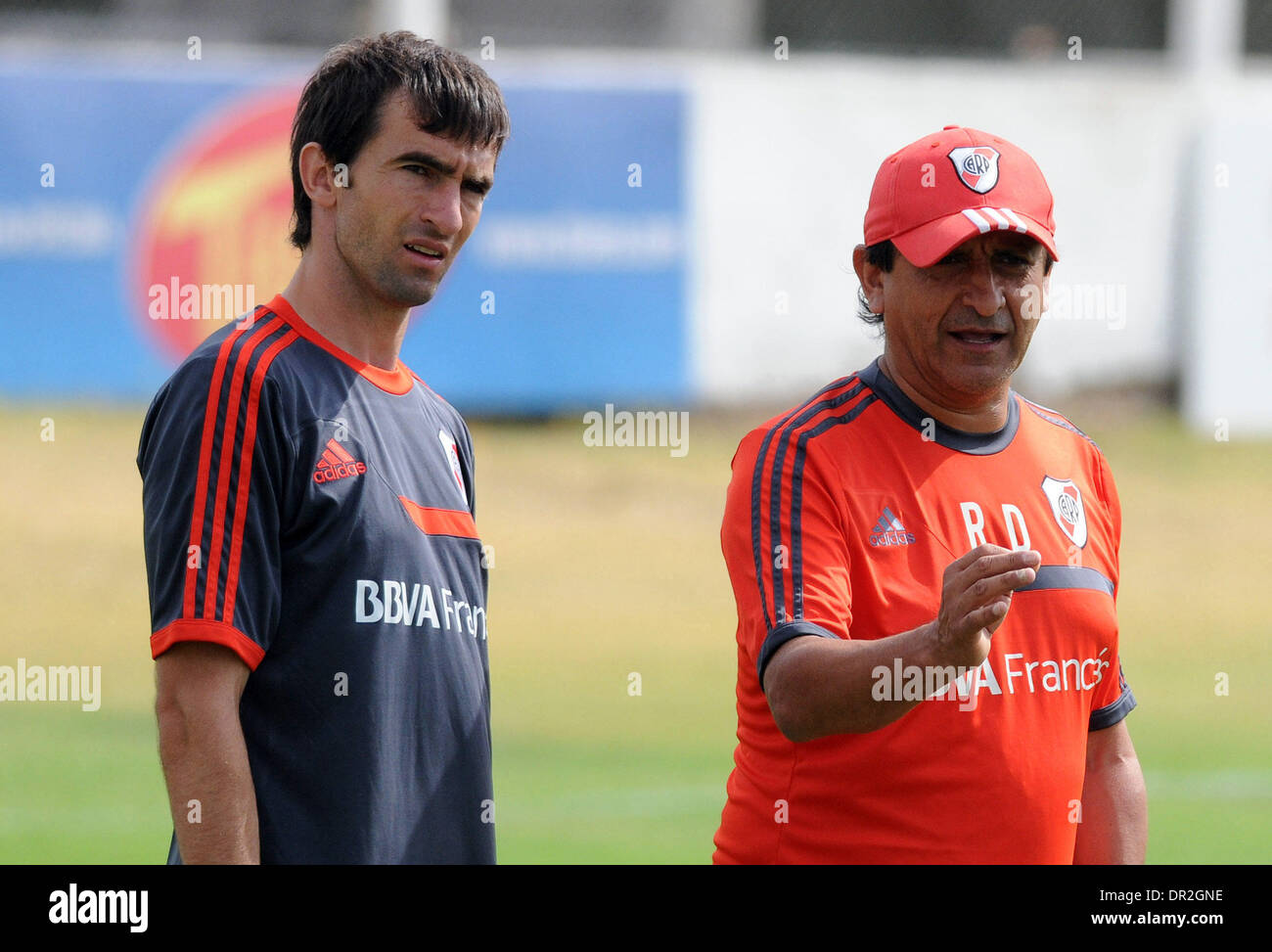 Buenos Aires, Argentina. 18th Jan, 2014. The coach of River Plate Ramon Diaz (R) and the goalkeeper Marcelo Barovero attend a training session prior to the game with Boca Juniors, in Tandil, to southwest of Buenos Aires province, Argentina, on Jan. 17, 2014. Credit:  Diego Haliasz/TELAM/Xinhua/Alamy Live News Stock Photo