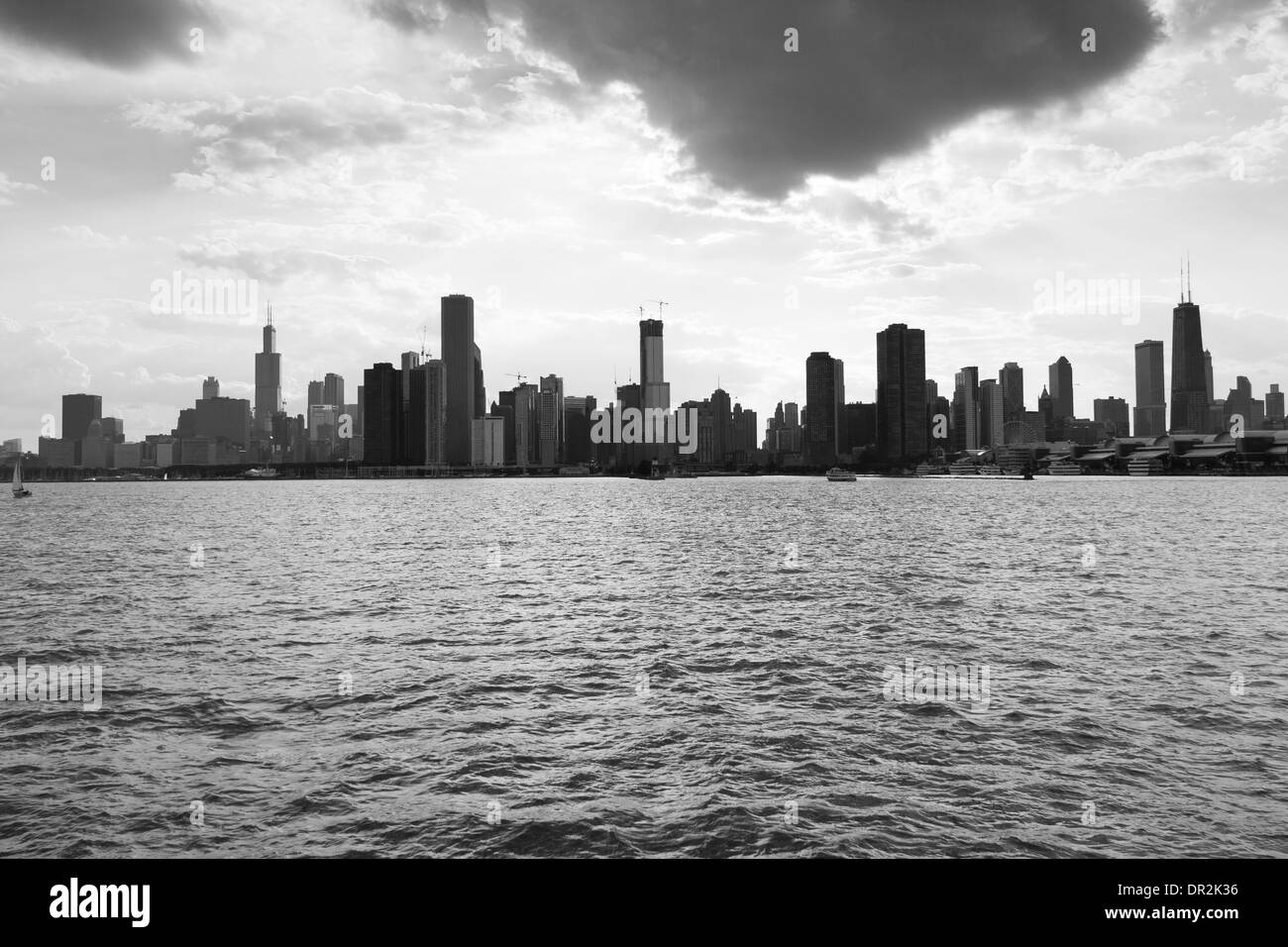 Chicago city skyline black white hi-res stock photography and images ...