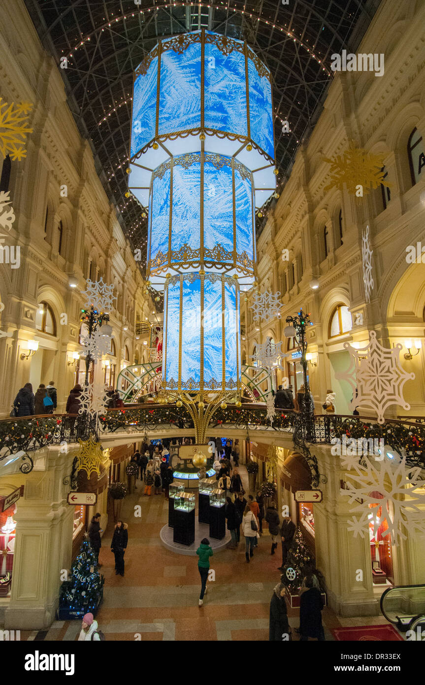 Interior of GUM store in Moscow on the New Year eve Stock Photo Alamy
