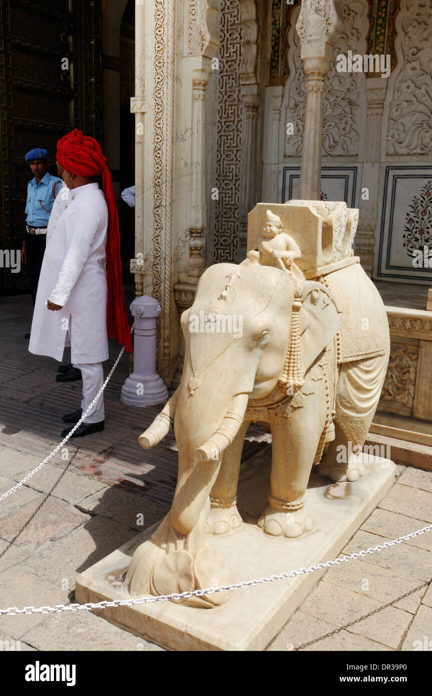 Top 161+ moroccan elephant decor super hot seven.edu.vn