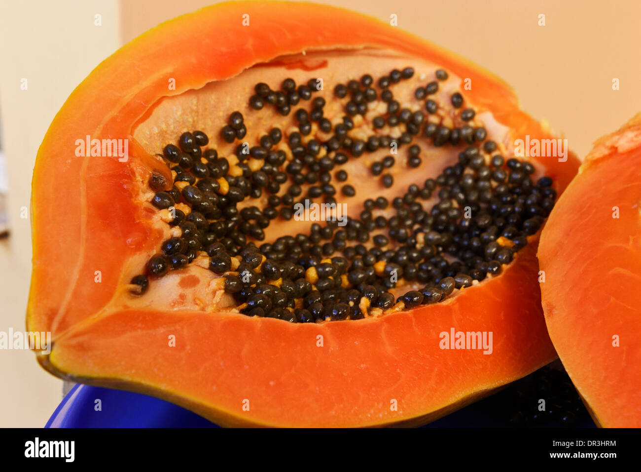 Cut ripen Paw Paw, a tropical fruit from Mauritius Stock Photo Alamy