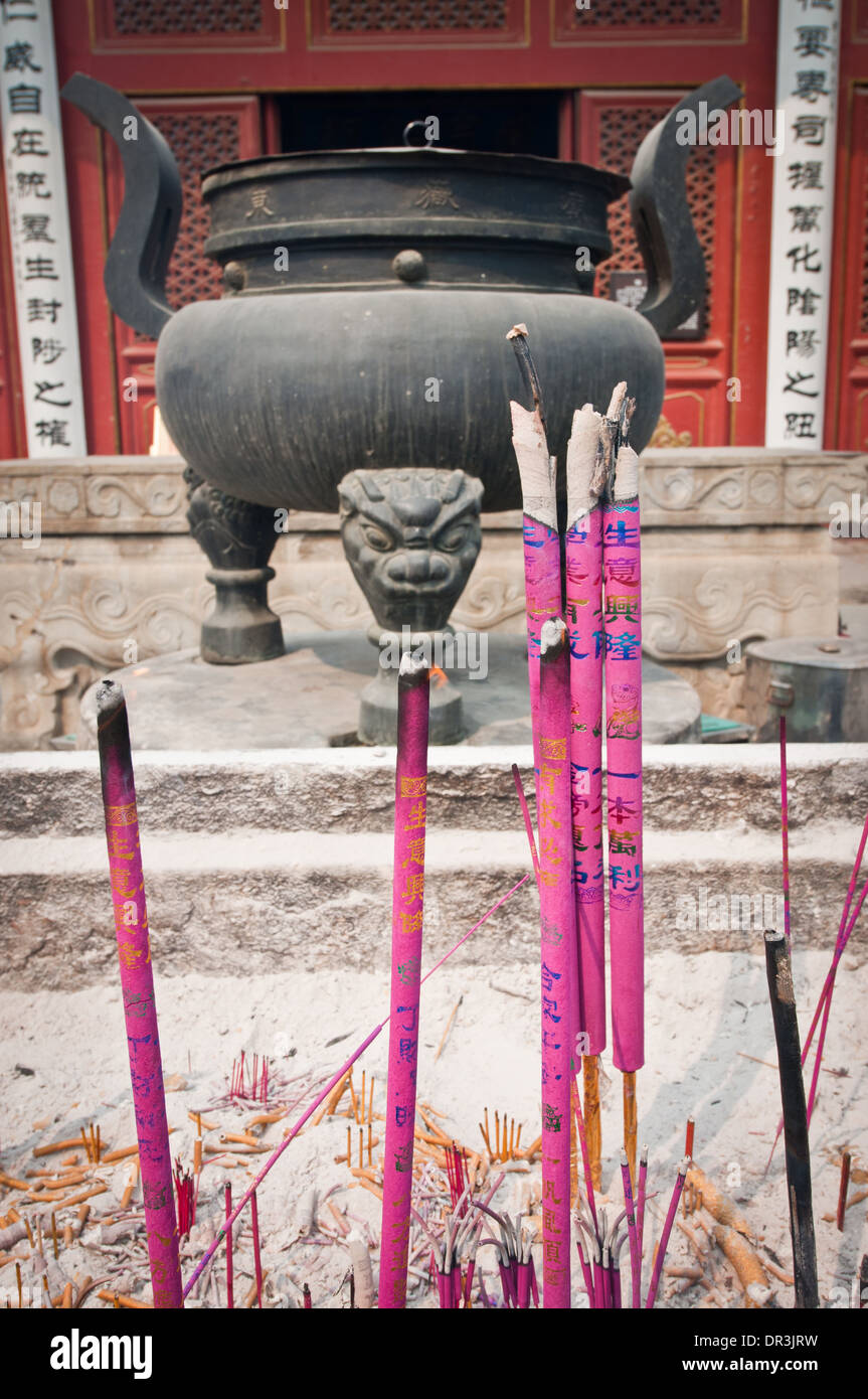 Incense burner peak hi-res stock photography and images - Alamy