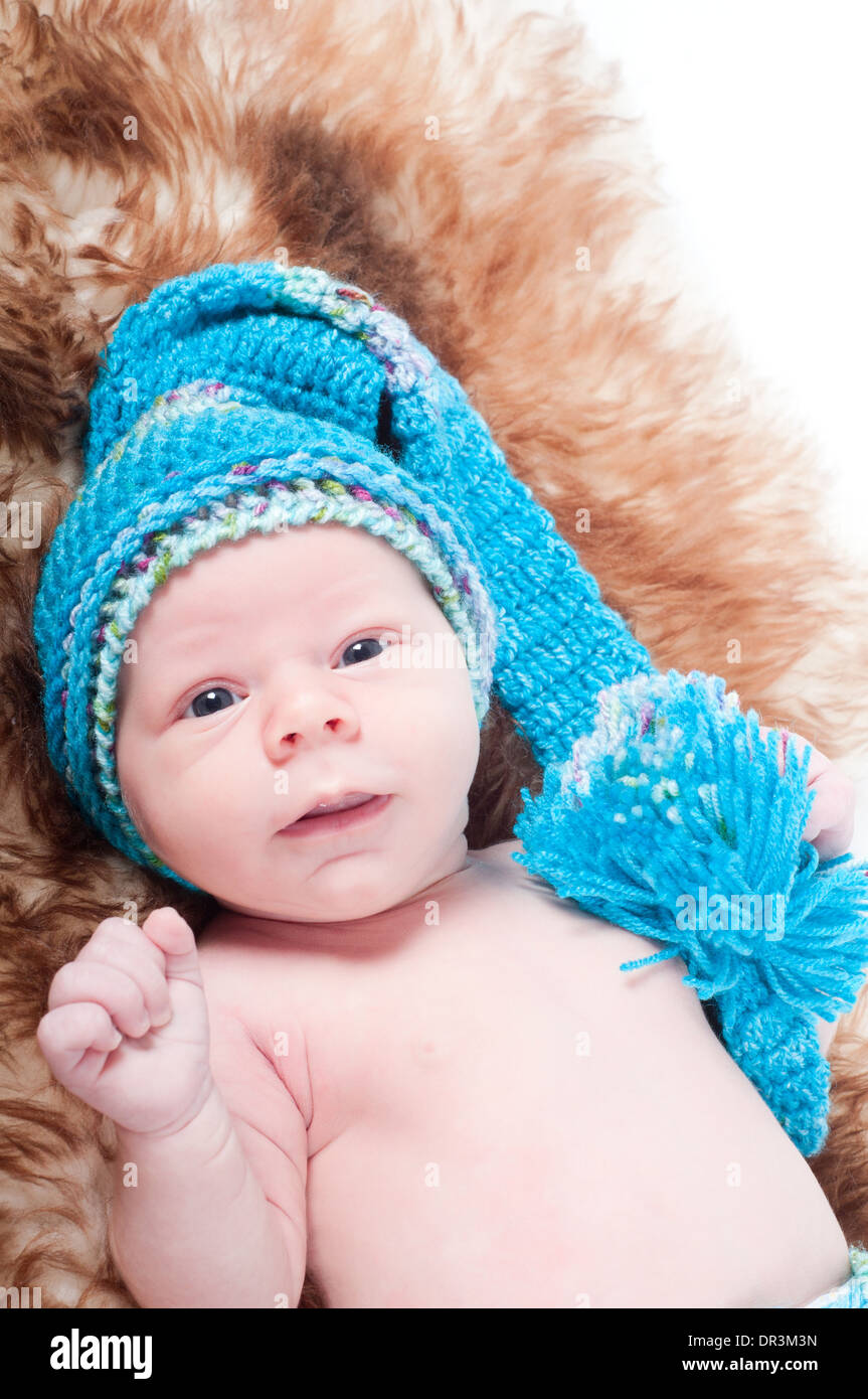 Blended Cap For New Born Baby Girl In Blue Color main image 0