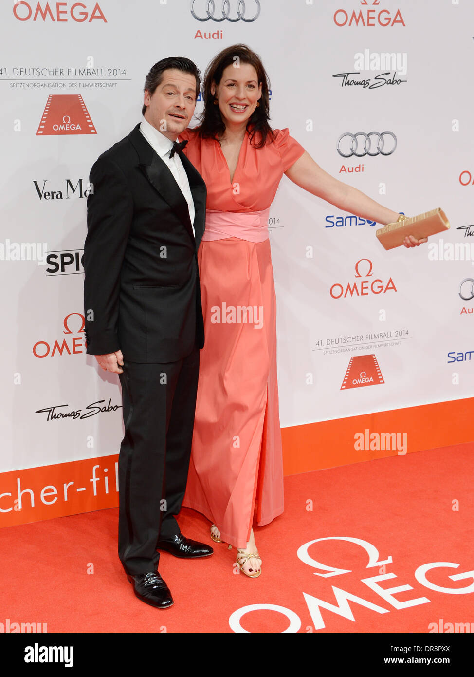 Munich, Germany. 18th Jan, 2014. Actors Fritz Karl and Elena Uhlig attend the 41st German Filmball in the hotel Bayerischer Hof in Munich, Germany, 18 January 2014. Photo: Robias Hase/dpa/Alamy Live News Stock Photo