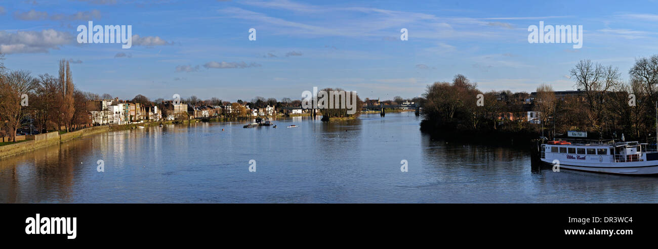 Strand on the Green panorama, viewed from Kew Bridge Stock Photo - Alamy