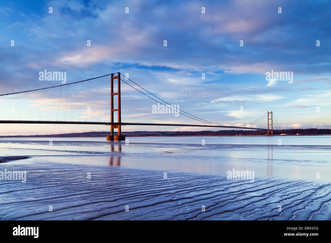 The Humber Bridge and the River Humber at low tide from Barton-upon-Humber in North Lincolnshire Stock Photo