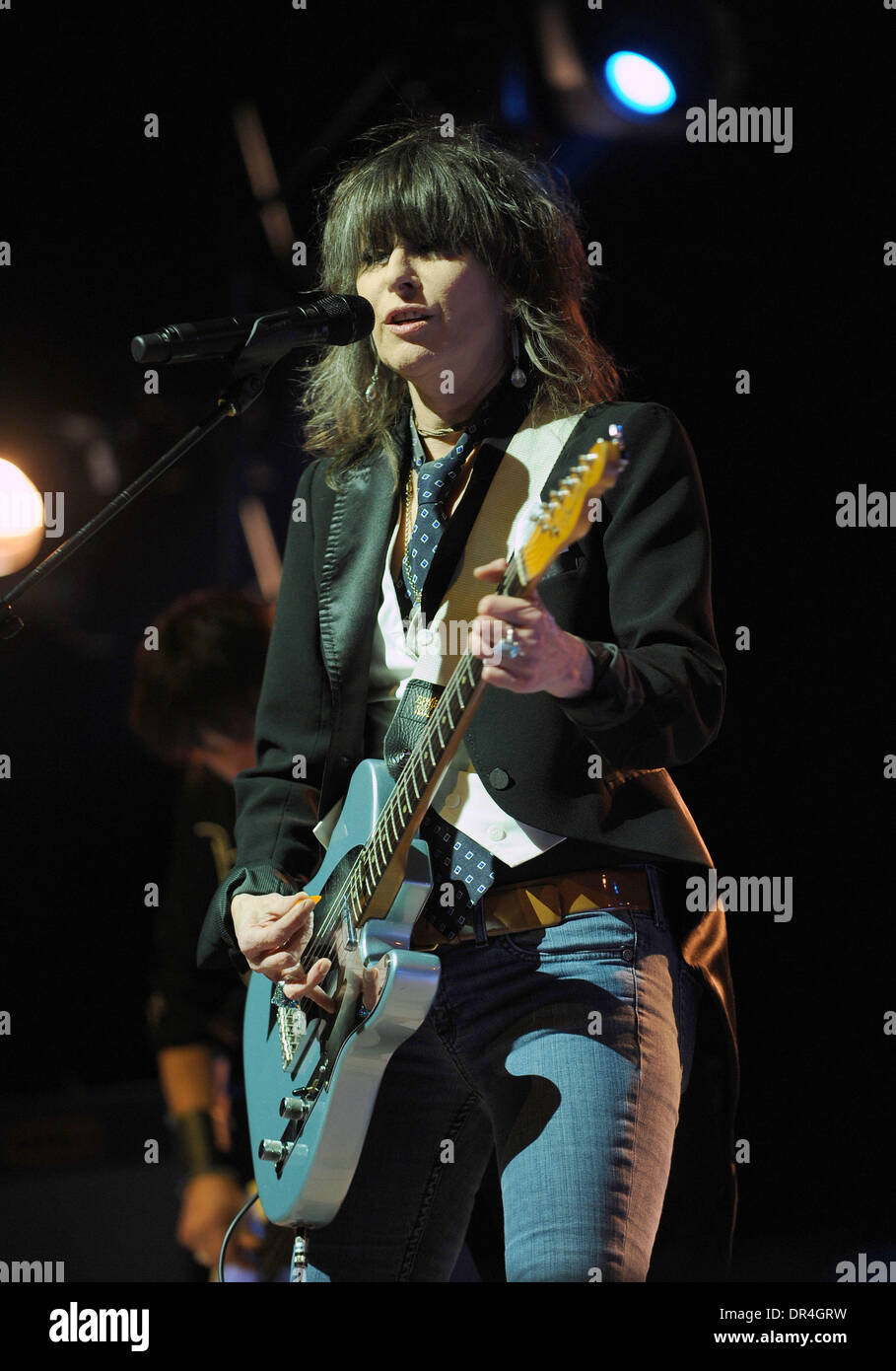 Lead singer pretenders hi-res stock photography and images - Alamy