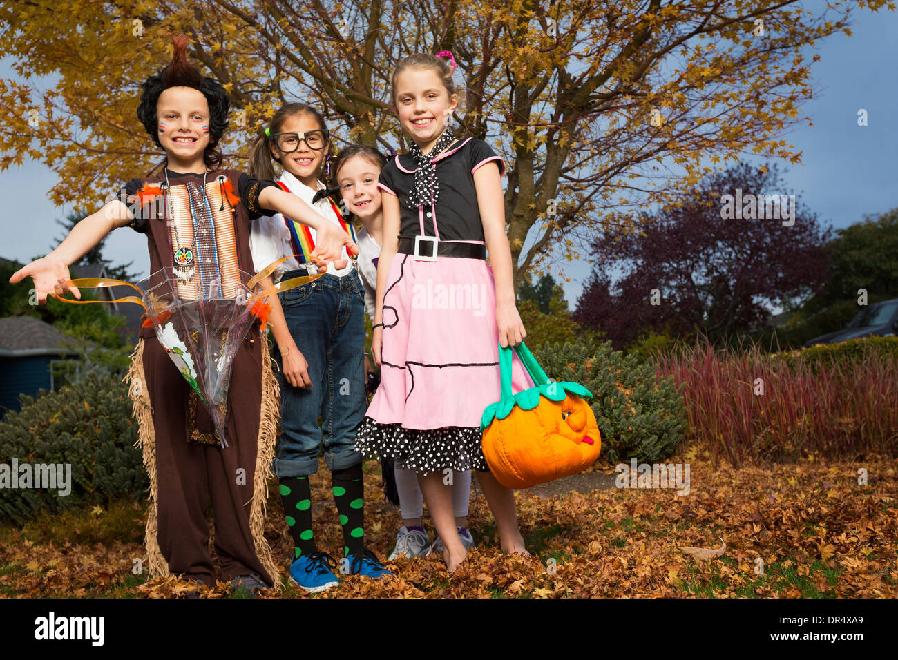 Children in costume hi-res stock photography and images - Alamy