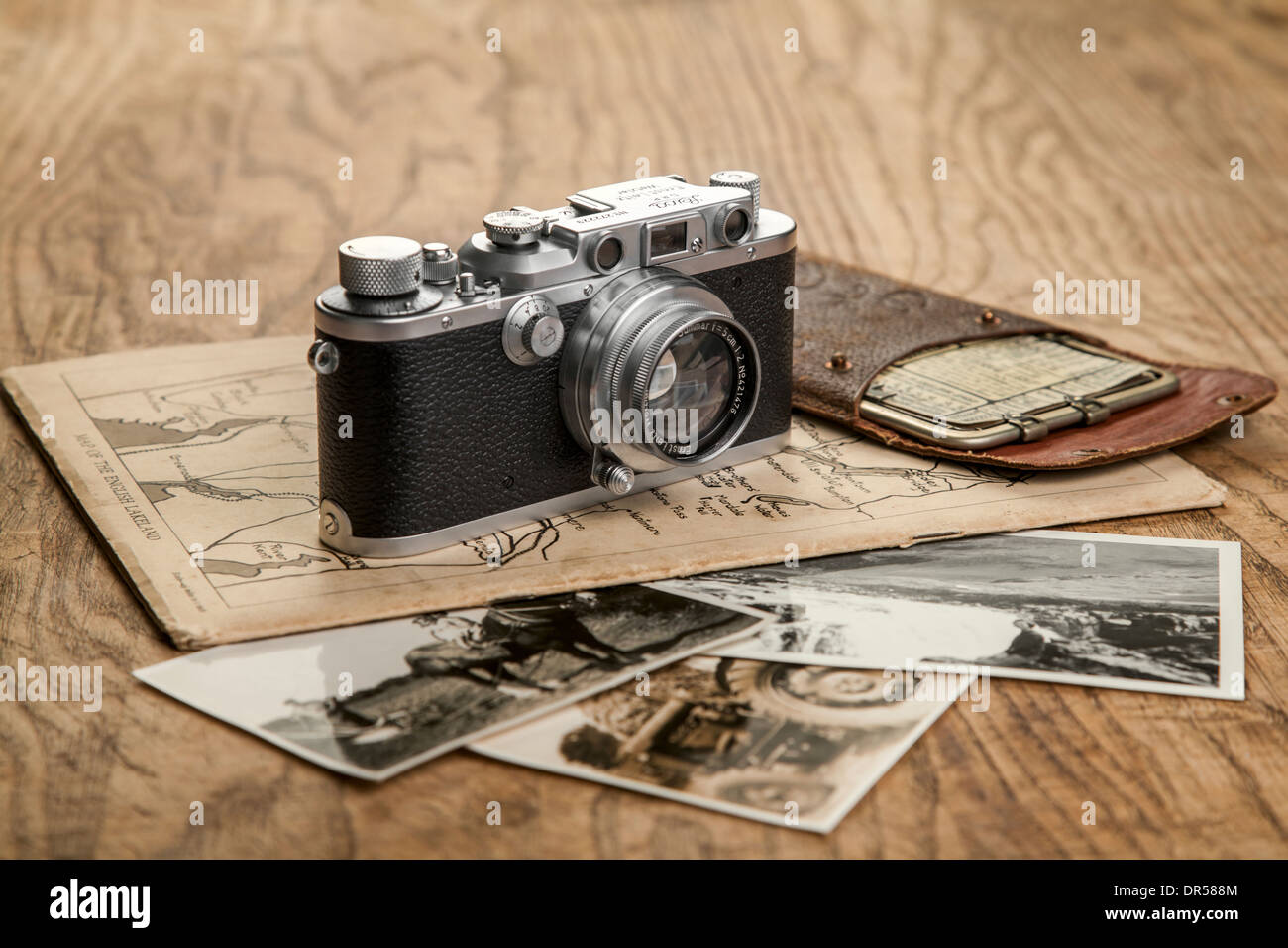 Vintage Leica camera and Kaufmann Posographe. Stock Photo