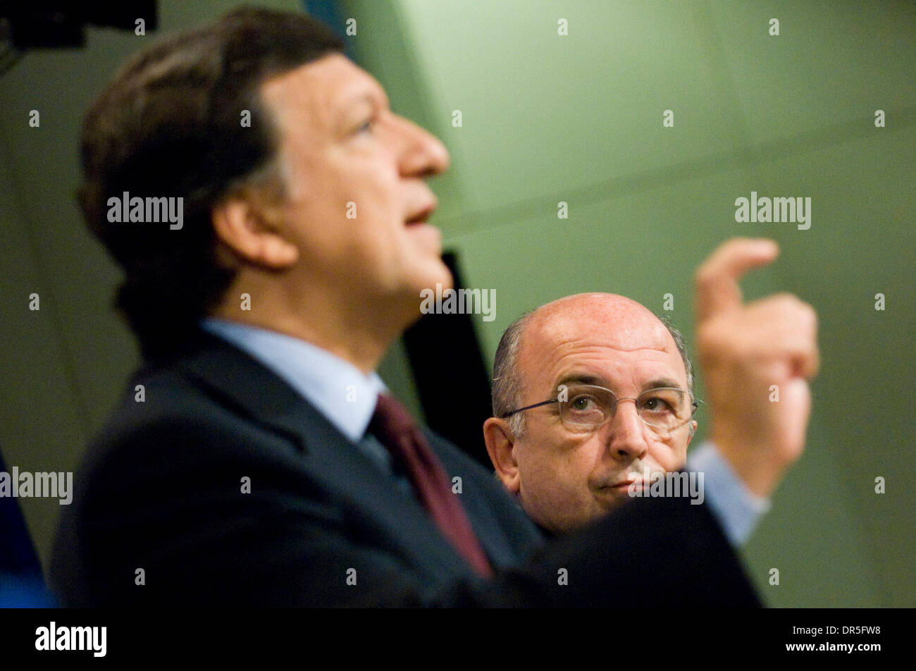 Nov 26, 2008 - Brussels, Belgium - European Commission President JOSE MANUEL BARROSO and European Monetary Affairs Commissioner, JOAQUIN ALMUNIA talk to the press during a joint press conference on a European Recovery Plan for Growth and Jobs at European Commission headquarters in Brussels, Belgium. (Credit Image: © Wiktor Dabkowski/ZUMA Press) Stock Photo