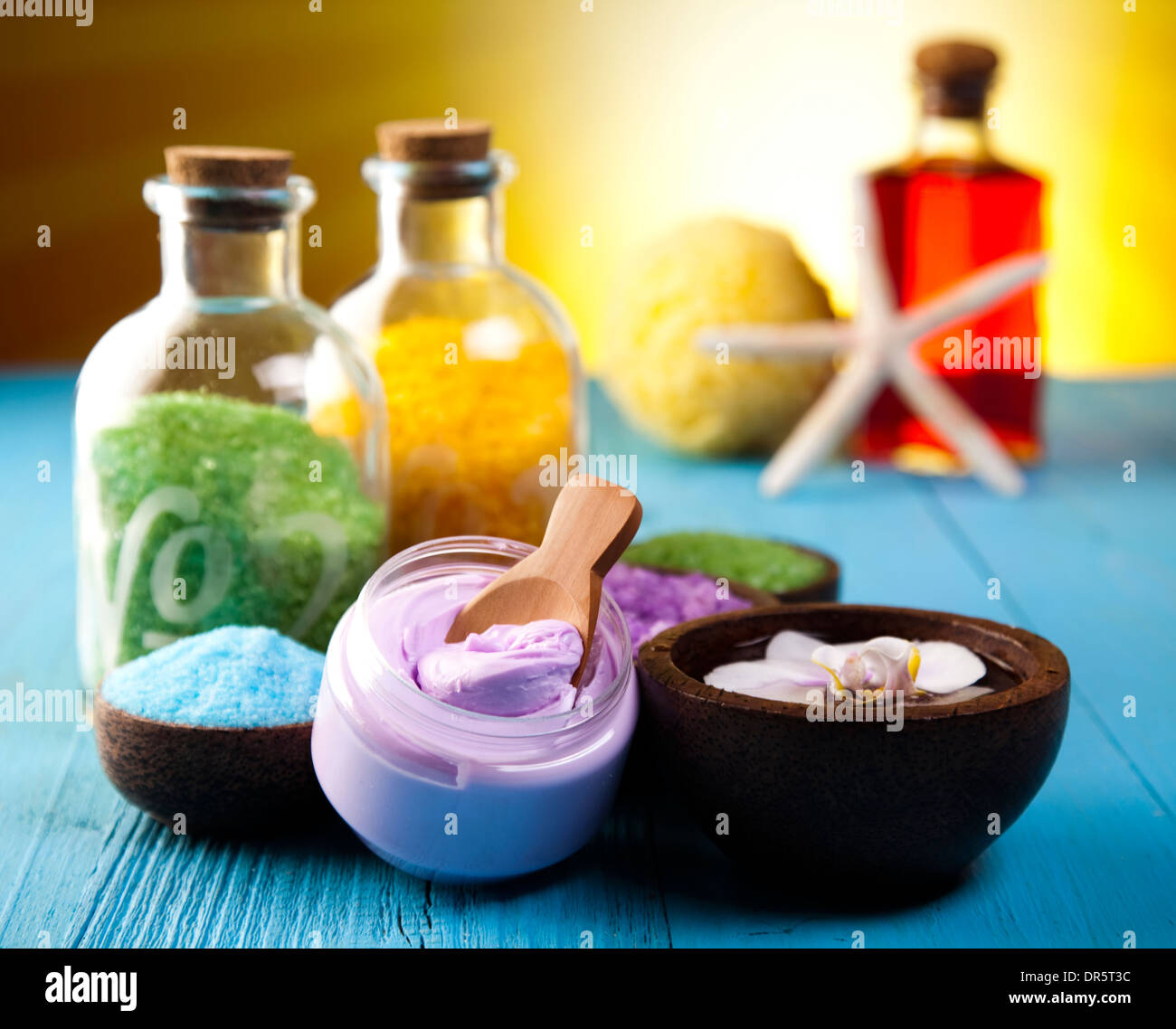 Herbal salt and spa Stock Photo - Alamy